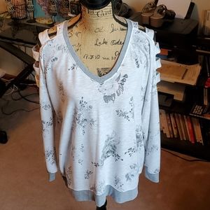 Maurices floral cold shoulder top size XL